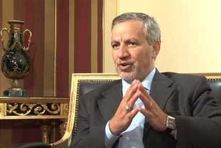 واکنش عطا الله مهاجرانی به سفر خارجی رئیس مجلس