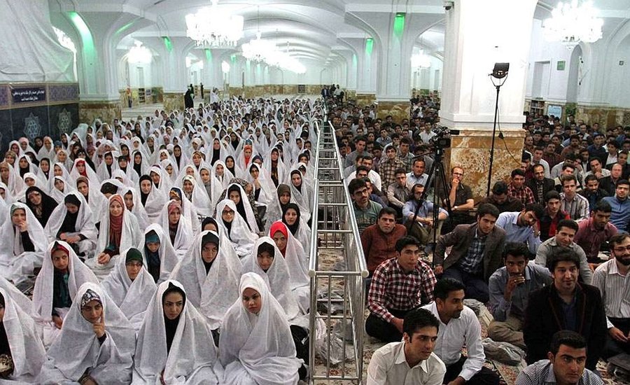 ۸۵۰ زوج دانشجو مراسم ازدواج خود را در حرم مطهر رضوی برگزار کردند