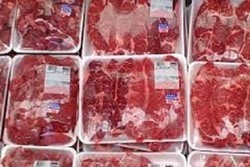 کاهش قیمت گوشت در بازار / کمبودی در عرضه وجود ند ارد