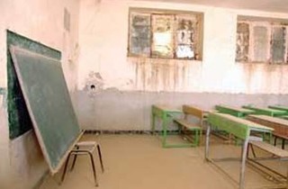  تحصیل ۱۵۰ هزار دانش‌آموز استان کرمان در مدارس ناایمن