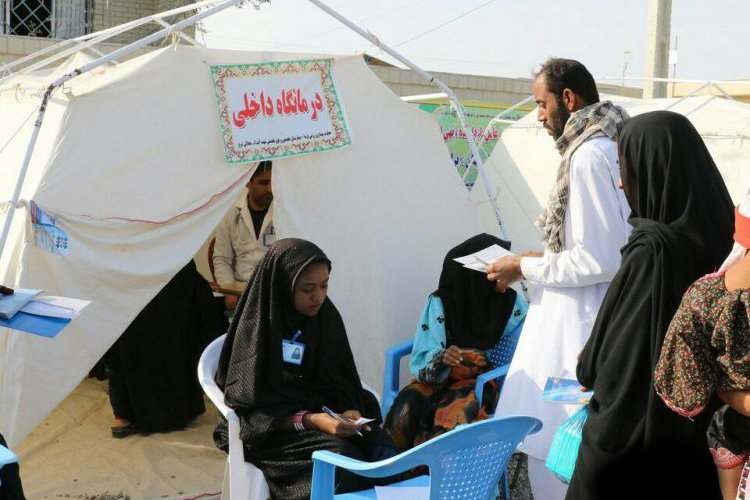 تزریق امید به محرومان در بیمارستان های صحرایی سپاه
