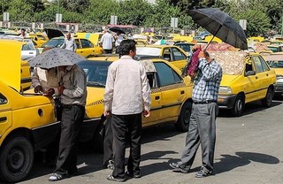 آماده باش رانندگان تاکسی برای روزهای پایانی سال/ پوشش بیمه سرنشین تاکسی های اینترنتی