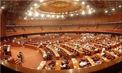 درخواست اپوزیسیون "پارلمان پاکستان" برای باز کردن مرز افغانستان