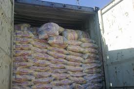 ۱۶۴ تن برنج قاچاق از ۷ دستگاه تریلی در یزد کشف شد