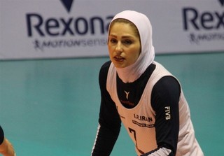 دختر ایرانی در تیم «شومن کلاب» چه می‌کند؟