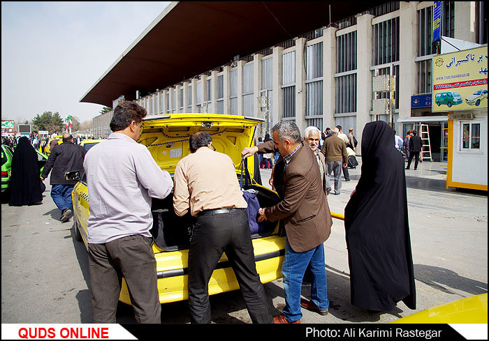  ورود زائرین و مسافران نوروزی به مشهد مقدس