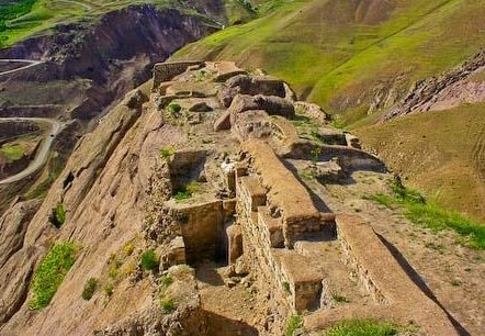 معماری سنتی روستاهای الموت نیازمند حفاظت است/جای خالی موزه احساس می شود