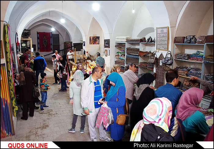 ۳ میلیون راهنمای گردشگری در استان اصفهان توزیع شد