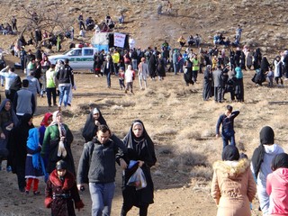 همایش بزرگ پیاده روی خانوادگی در روستای سیر  از توابع  بخش مرکزی  شهرستان بردسکن  برگزار شد