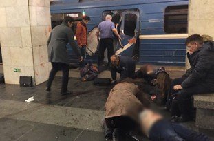 فیلم/ اولین تصاویر از انفجار در متروی سن‌پترزبورگ/ کشته شدن 10 نفر تا این لحظه