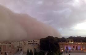 وزش باد شدید و گرد و غبار مناطق مختلف استان یزد را در نوردید
