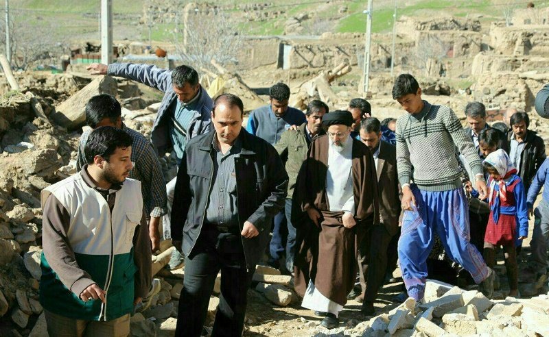 فیلم / بازدید تولیت آستان قدس رضوی از مناطق زلزله زده خراسان رضوی
