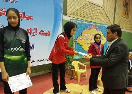 تنیس بازان دختر خوزستانی در رقابت های آزاد و دسته برتر نوجوانان کشور درخشیدند

