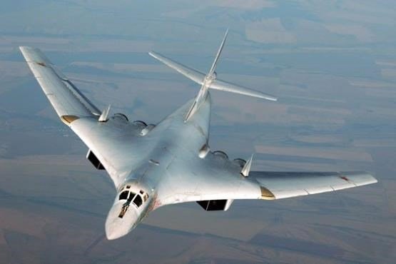 پرواز بمب‌افکن‌های روس در مرز آمریکا
