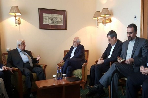 ظریف در مسکو با ولید المعلم دیدار کرد/ بررسی حمله مشکوک شیمیایی