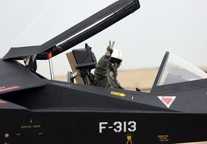 همه تفاوت‌های نمونه واقعی و ماک آپ «جنگنده قاهر»/ موتور، موشک و رادار بومی برای جنگنده جدید ایرانی +عکس