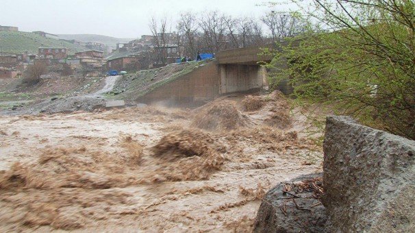 سیل به بیش از ۱۵هزارهکتار اراضی کشاورزی آذربایجان غربی خسارت زد
