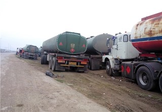 مرزنشینان استان ایلام می توانند صادرات سوخت داشته باشند