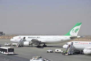 برخورد خودرو با بال هواپیما پرواز اهواز- تهران را لغو کرد