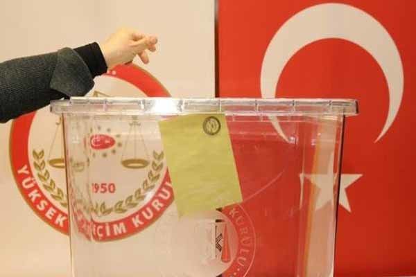 هیئت عالی انتخابات ترکیه درخواست ابطال همه پرسی را رد کرد
