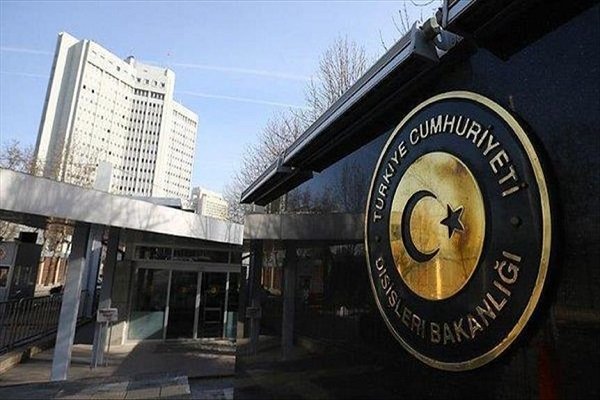 آنکارا به رأی دادگاه آمریکا علیه یک مقام بانکی‌ ترکیه اعتراض کرد
