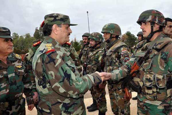 وزیر دفاع سوریه از یگان های ارتش در «درعا» بازدید کرد
