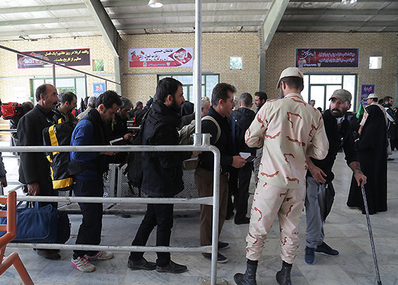 تردد ۶۰ هزار زائر عتبات از مرز مهران از ابتدای محرم