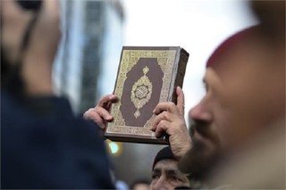مخالفت با پیشنهاد ممنوعیت توزیع قرآن در سوئیس