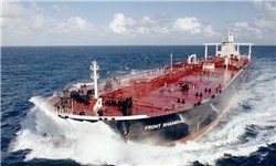 صادرات نفت ایران به کمترین میزان ۱۴ ماه گذشته می‌رسد/ ذخیره روزانه ۱۰۰ هزار بشکه بر روی آب