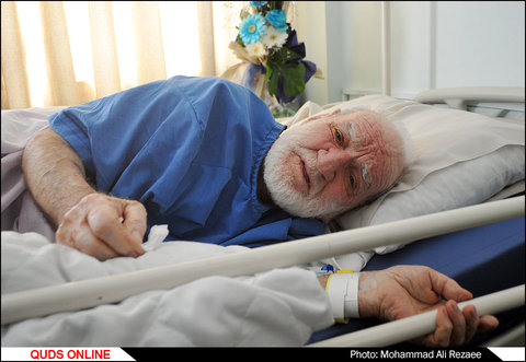 استاد عثمان محمد پرست در بیمارستان سینای مشهد