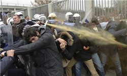تظاهرات در ترکیه علیه نتیجه همه‌پرسی ادامه دارد