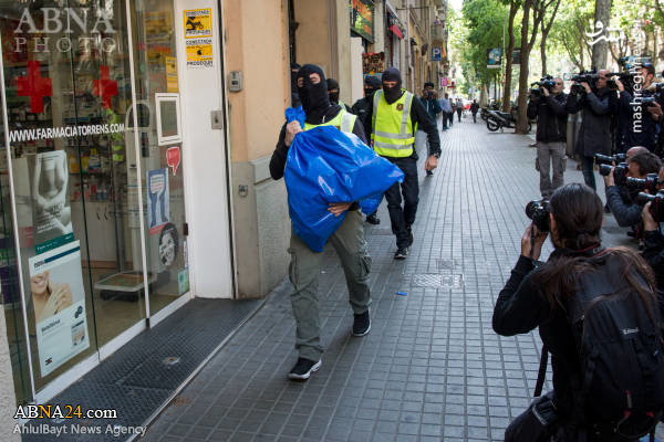 تصاویر/ عملیات ضد داعش پلیس اسپانیا در بارسلون
