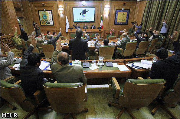 شوراهای شهر بصورت قانونی به شوراهای شهرداری تغییر ماهیت داده‌اند