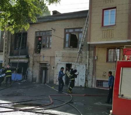 یک مجتمع مسکونی در شهرستان دزفول آتش گرفت