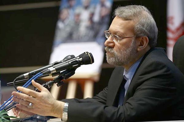 لاریجانی: مجلس با افزایش یارانه مخالف است
