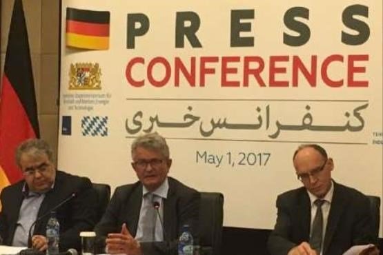 افتتاح شعب دو بانک ایرانی در آلمان/خودروهای آلمانی به ایران می آیند
