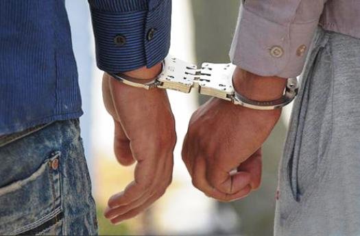 فروشنده مواد مخدر صنعتی در فارسان دستگیر شد