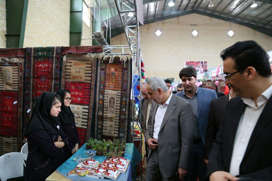 نخستین بازارچه دانش آموزان کارآفرین خراسان شمالی افتتاح شد