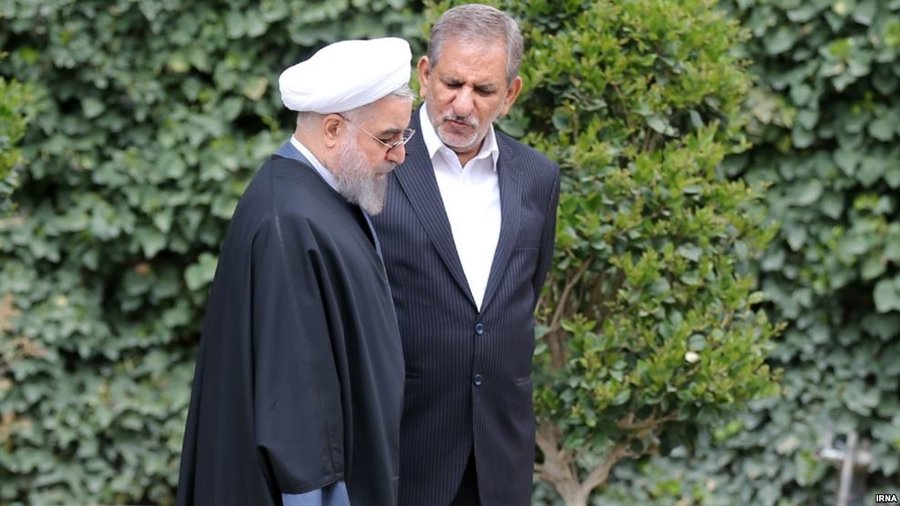 آقای روحانی پاسخگوی عملکرد چهار ساله خودتان باشید!