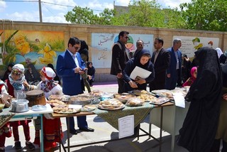 جشنواره غذای سالم در جاجرم برگزار شد