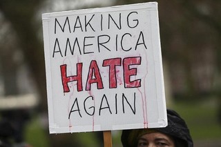 شرکت مقامات آمریکایی در جلسه یک گروه ضد مسلمان