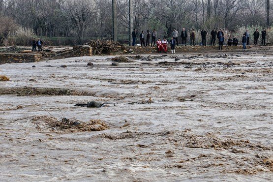اخطاریه: وقوع صاعقه و سیلاب ناگهانی در 5 استان
