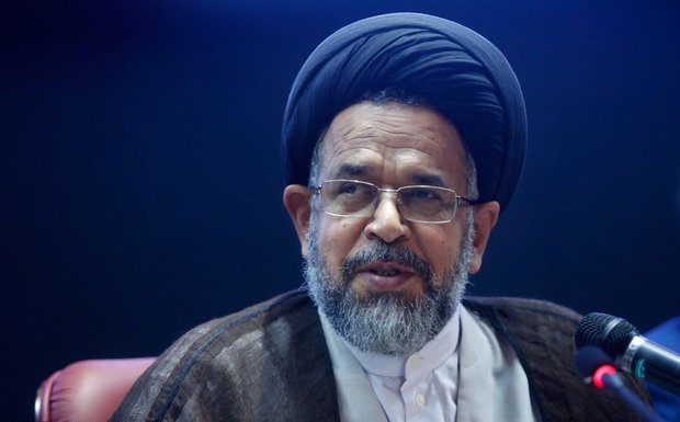 وزیر اطلاعات: نگاه مردم دنیا به ایران است