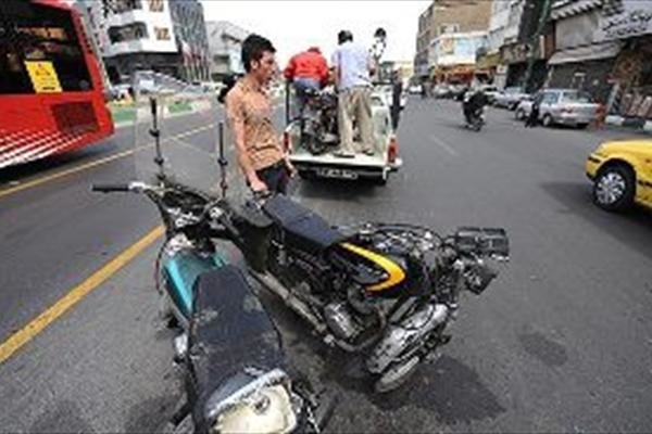 دو کشته و یک مصدوم براثر برخورد دو موتورسیکلت دراندیمشک