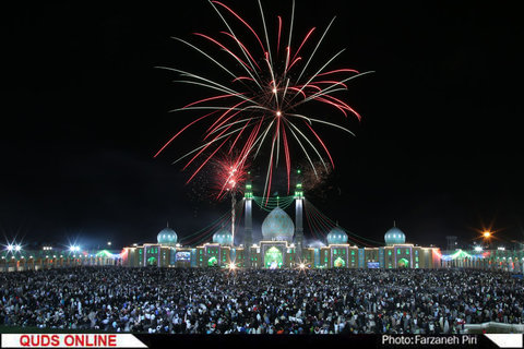 مسجد جمکران در شب میلاد حضرت مهدی (عج)