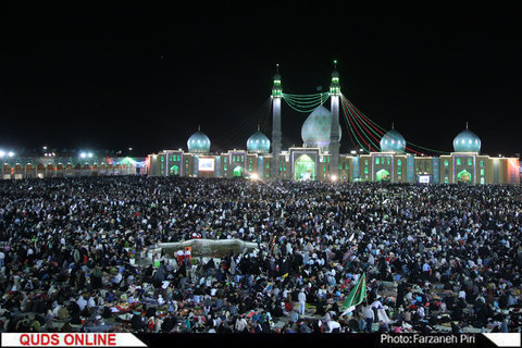 مسجد جمکران در شب میلاد حضرت مهدی (عج)