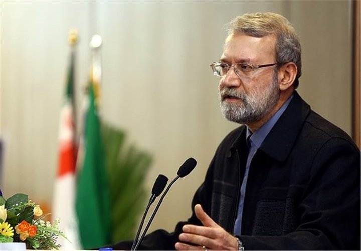 پیشنهاد لاریجانی برای شیوه جدید در رأی‌گیری انتخابات شوراها
