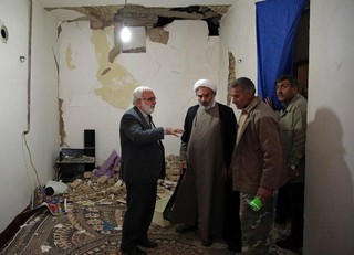 قائم مقام تولیت آستان قدس رضوی در مناطق زلزله زده خراسان شمالی حضور یافت