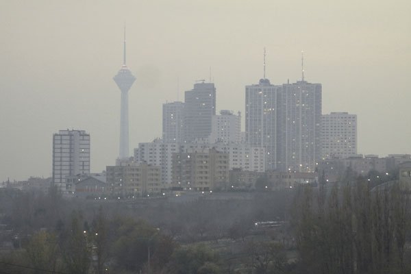 هوای تهران ناسالم شد/میزان بالای آلاینده ازن در هوای پایتخت
