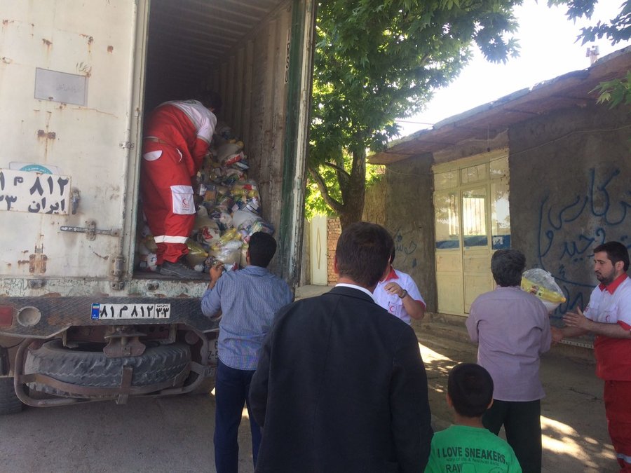 ۳ هزار بسته غذایی بین آسیب زدگان زلزله خراسان شمالی توزیع شد